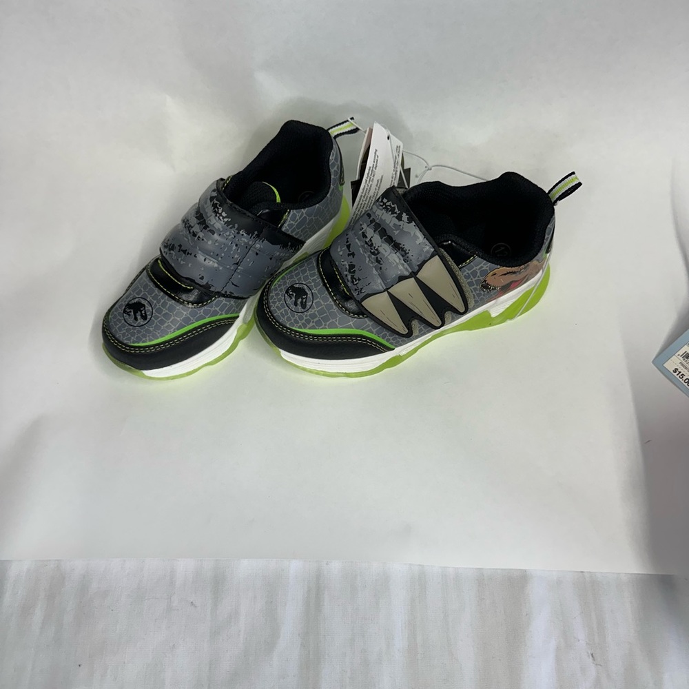 Jurassic park boys gym Shoes size 12 NWT